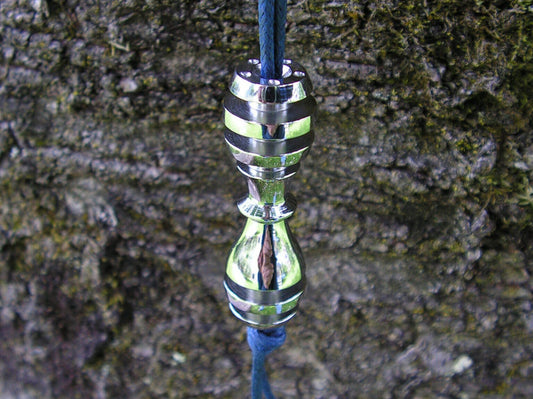 Peta Moč – Anhänger der fünften Kraft